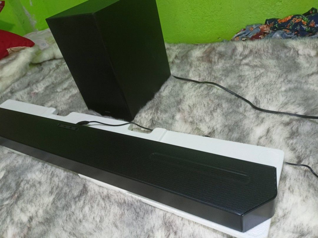 Samsung q600b soundbar (Category: Soundbars, Speakers & Amplifiers) located in Rizal. Submitted by florenciocanoy62 (Listing ID 1228391059, Image 1). Description: ‼️‼️SALE SALE SALE ‼️‼️ ✅SAMSUNG SOUNDBAR ✅IMMERSIVE SOUND ✅DOLBY ATMOS ✅3D SORROUND ✅Q-Symphony 👉Hw-q600b - 16,500 Product details: Wireless dolby atmos Q symphony Active voice amplifier One remote control Wireless tv collection Nice voice enhacement. Product specs may vary per models