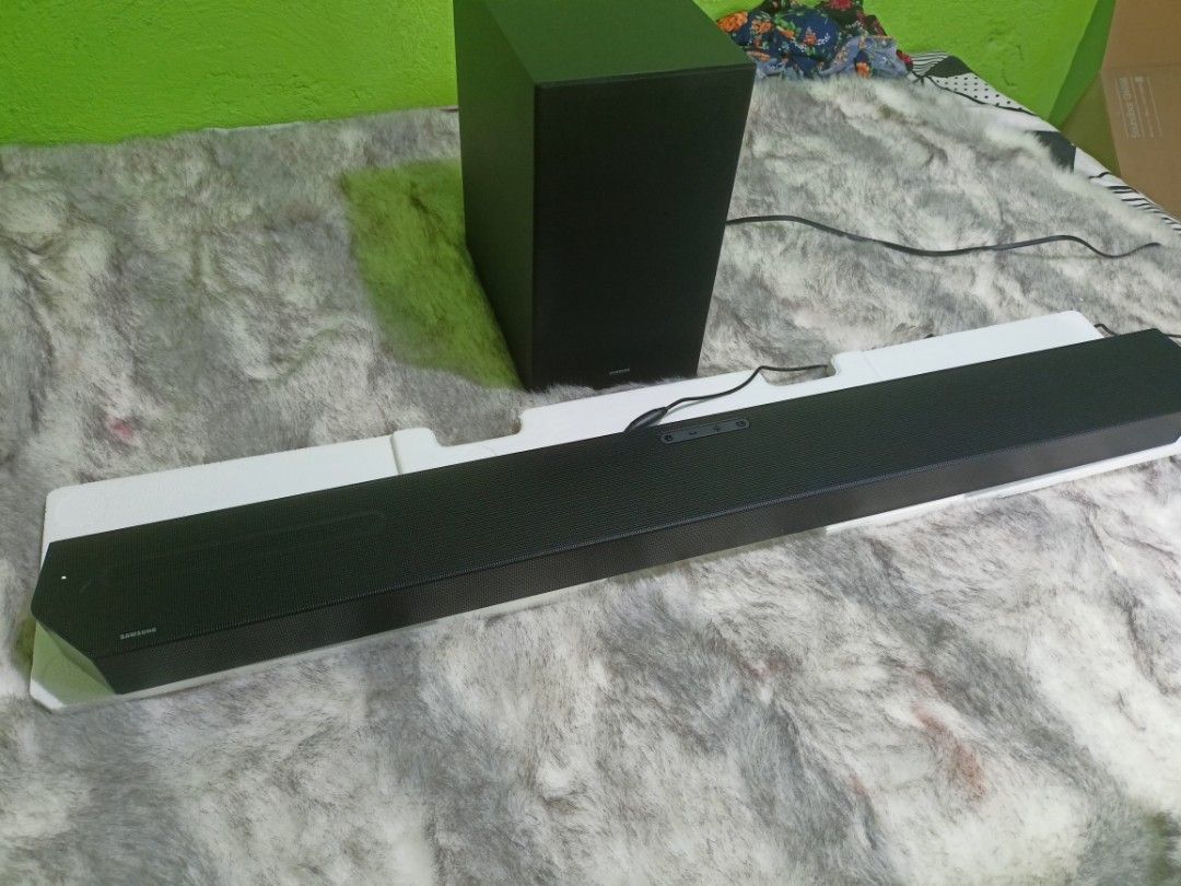 Samsung q600b soundbar (Category: Soundbars, Speakers & Amplifiers) located in Rizal. Submitted by florenciocanoy62 (Listing ID 1228391059, Image 2). Description: ‼️‼️SALE SALE SALE ‼️‼️ ✅SAMSUNG SOUNDBAR ✅IMMERSIVE SOUND ✅DOLBY ATMOS ✅3D SORROUND ✅Q-Symphony 👉Hw-q600b - 16,500 Product details: Wireless dolby atmos Q symphony Active voice amplifier One remote control Wireless tv collection Nice voice enhacement. Product specs may vary per models