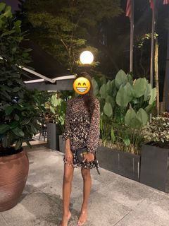 (Category: ) located in . Submitted by trendiestclothes (Listing ID 1228337234, Image 1). Description: .