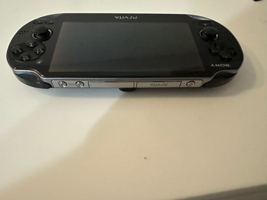Sony PSV PlayStation Vita console OLED original version 1000, Video Gaming, Video Game Consoles