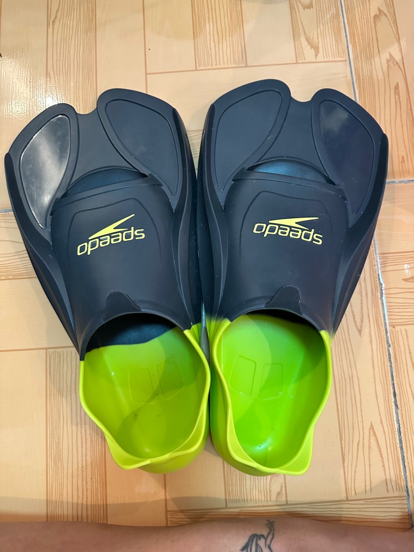 Speedo Training Fins on Carousell