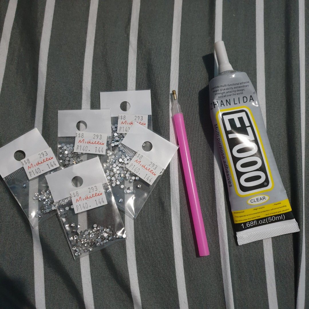 Swarovski beads (with clear glue and pen), Hobbies & Toys, Stationary