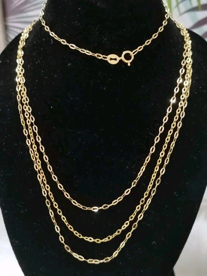 TAUCO CHAIN IN SAUDI GOLD 18K on Carousell