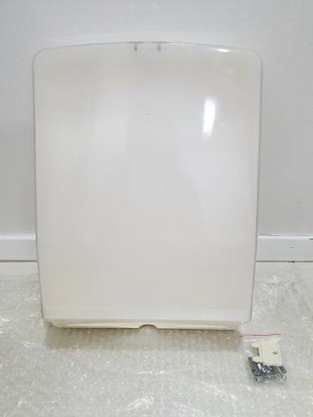 Tissue Holder, Furniture & Home Living, Kitchenware & Tableware, Other Kitchenware & Tableware