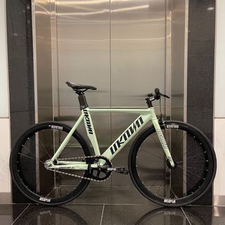 (Category: ) located in . Submitted by Wheelprosg (Listing ID 1228329139, Image 1). Description: .