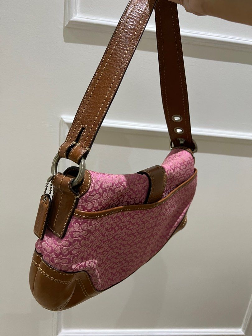 Signature sufflette cloth handbag Coach Pink in Cloth - 36895105
