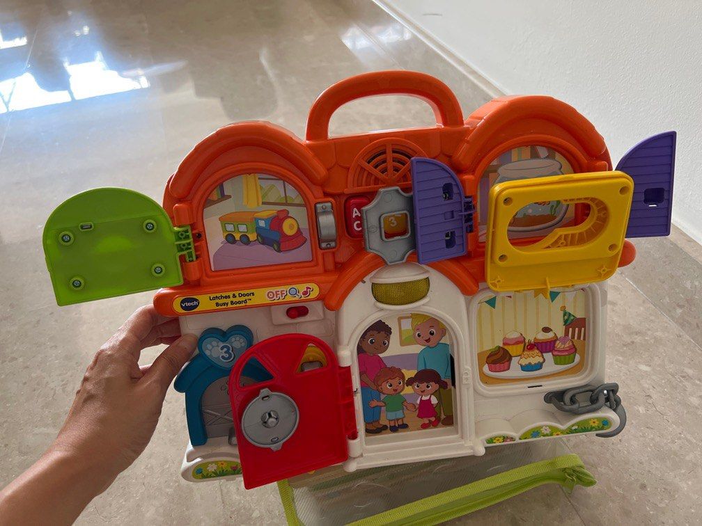 Vtech latches & door busy board, Hobbies & Toys, Toys & Games on Carousell