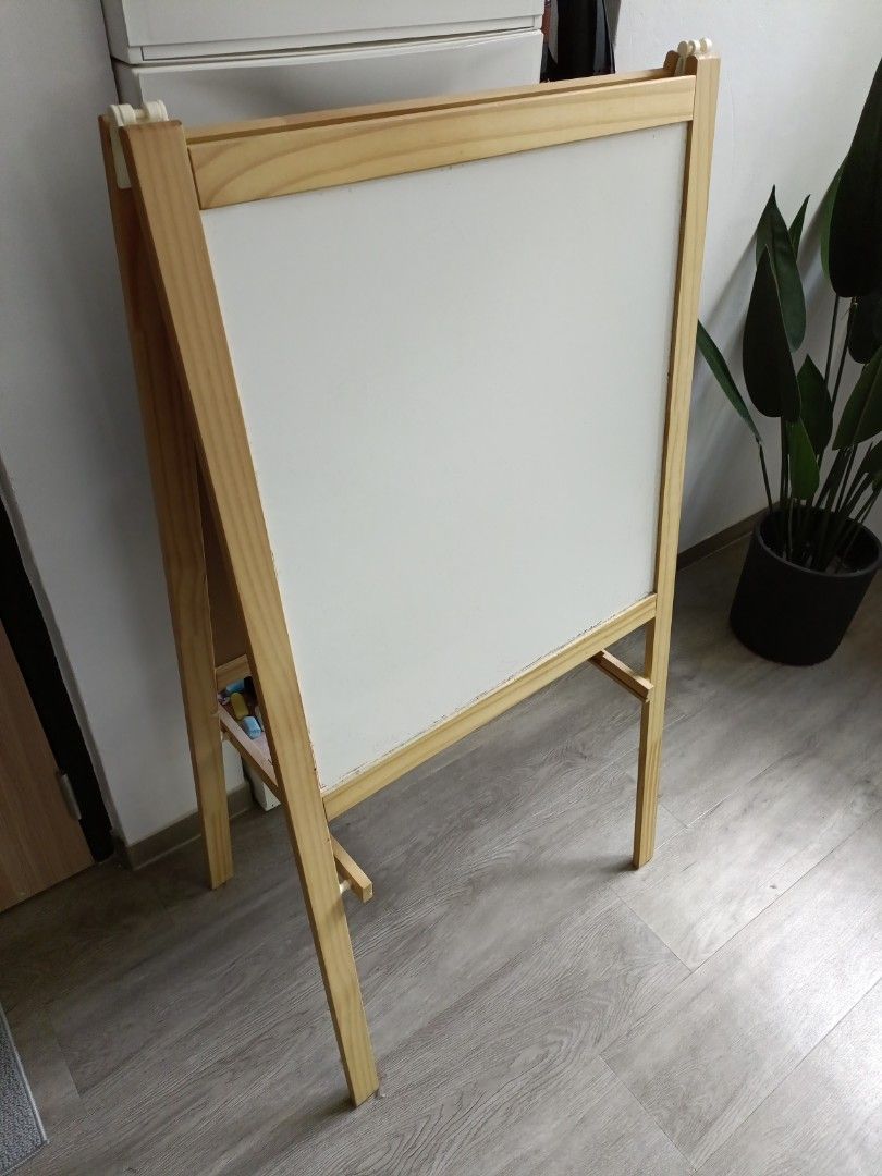 Whiteboard/chalkboard, Babies & Kids, Baby Nursery & Kids Furniture