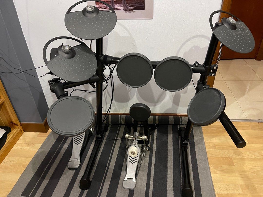 Yamaha DTX450K Electric Drum Set, Hobbies & Toys, Music & Media