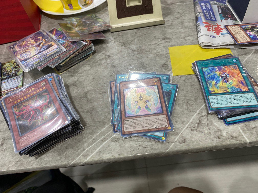 YUGIOH KOREAN, ENGLISH AND JAPAN ULTRA RARE SUPER RARE STACK, Hobbies