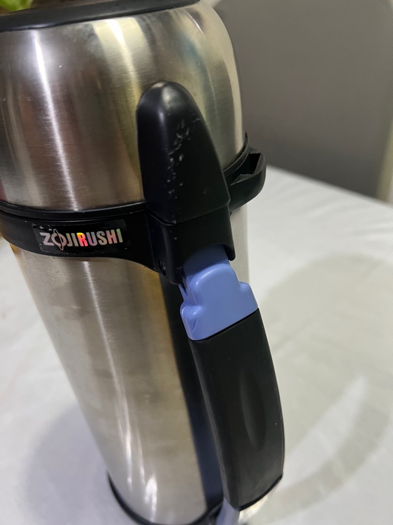 Zojirushi Tuff wide water thermos/bottle, Furniture & Home Living
