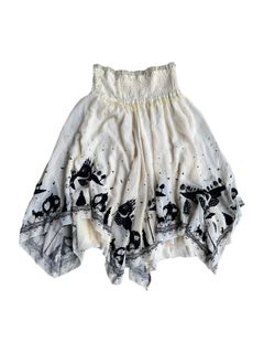 (Category: ) located in . Submitted by vintagewear1998 (Listing ID 1228455375, Image 1). Description: .