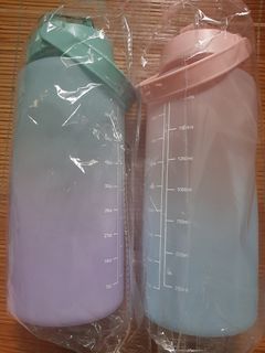 彩虹水壺