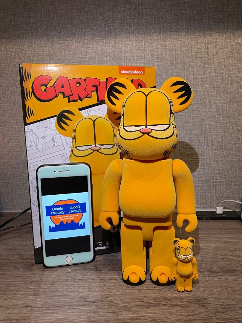 日版bearbrick garfield flocky 100% & 400%, 興趣及遊戲, 玩具