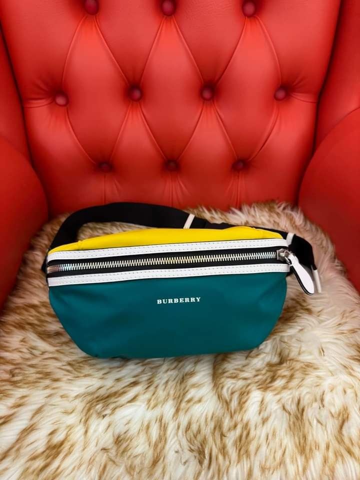 BURBERRY Tri Tone Waist Bag