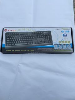 全新 KINYO標準電腦鍵盤 有線鍵盤 PS2 KB-18B