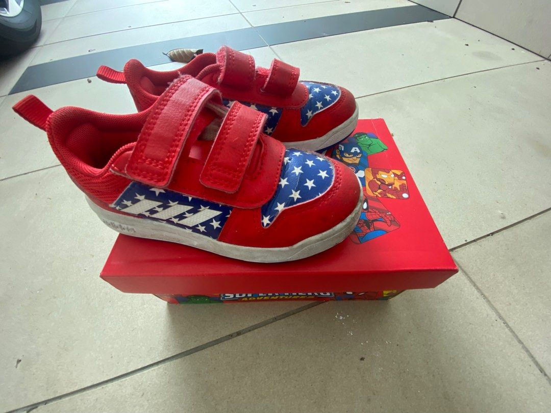 Adidas marvel deals shoes uk