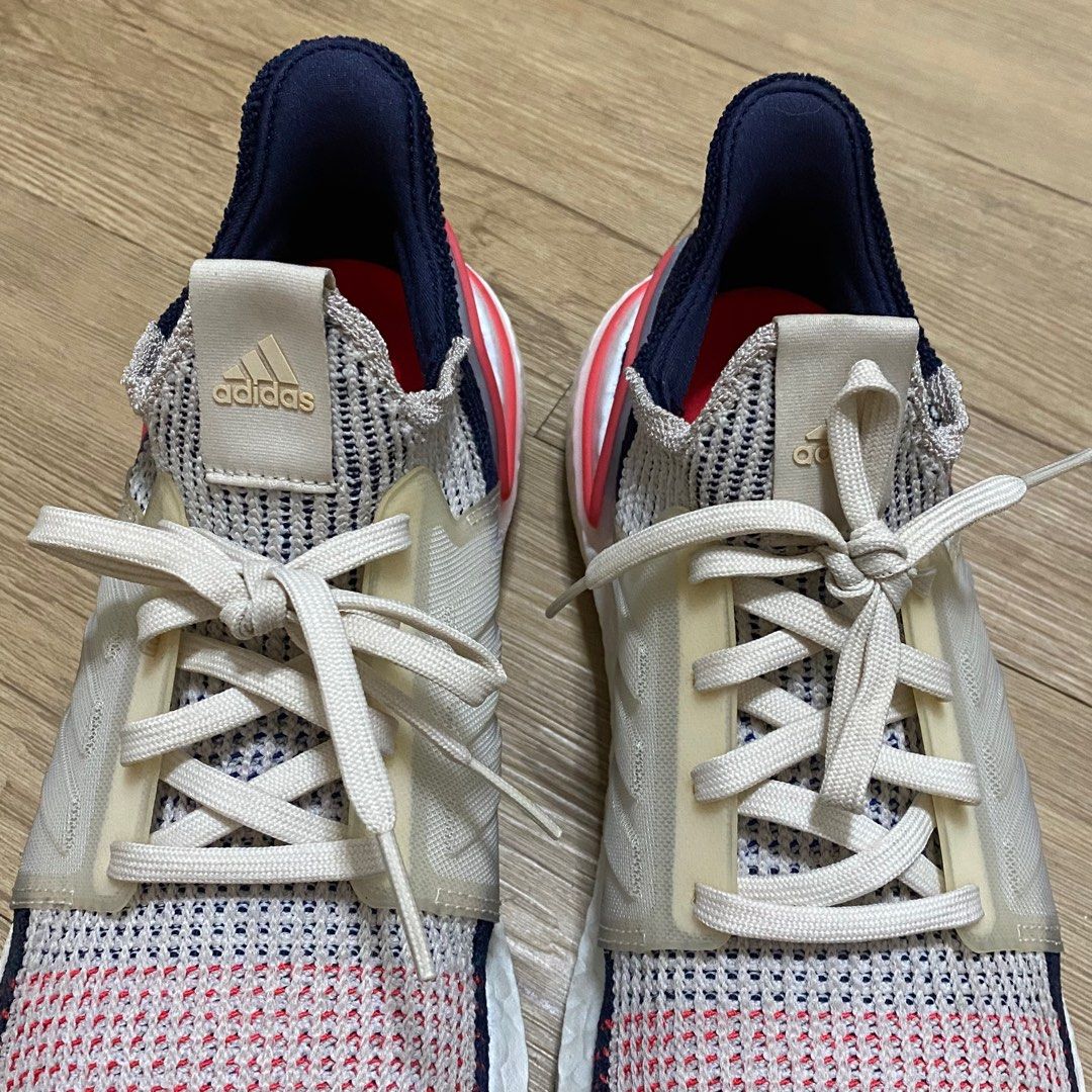 Ultra boost 2019 cloud white hotsell active red