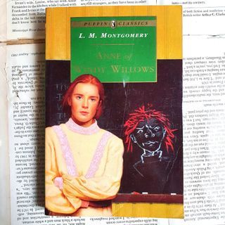 Anne of Windy Willows by L.M. Montgomery (Anne of Green Gables #4)