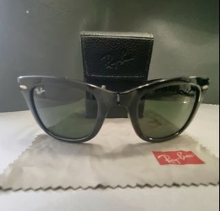 Authentic Ray-Ban Wayfarer Sunglasses (Foldable)