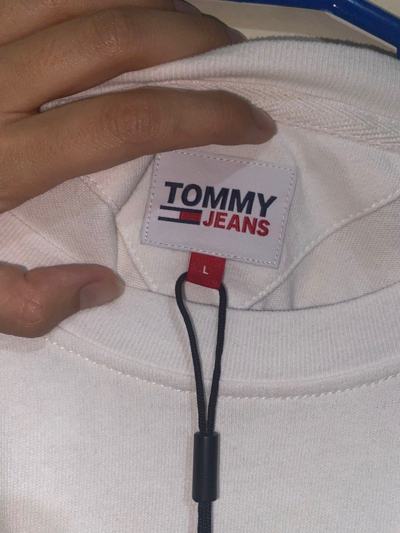 Baju Kaos Tommy Hilfiger Logo Original Size L, Fesyen Pria ...