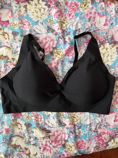 (Category: ) located in . Submitted by piashopalove (Listing ID 1228406813, Image 1). Description: .