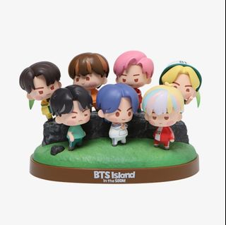 BTS TINYTAN AND MERCHANDISE COLLECTION Collection item 2