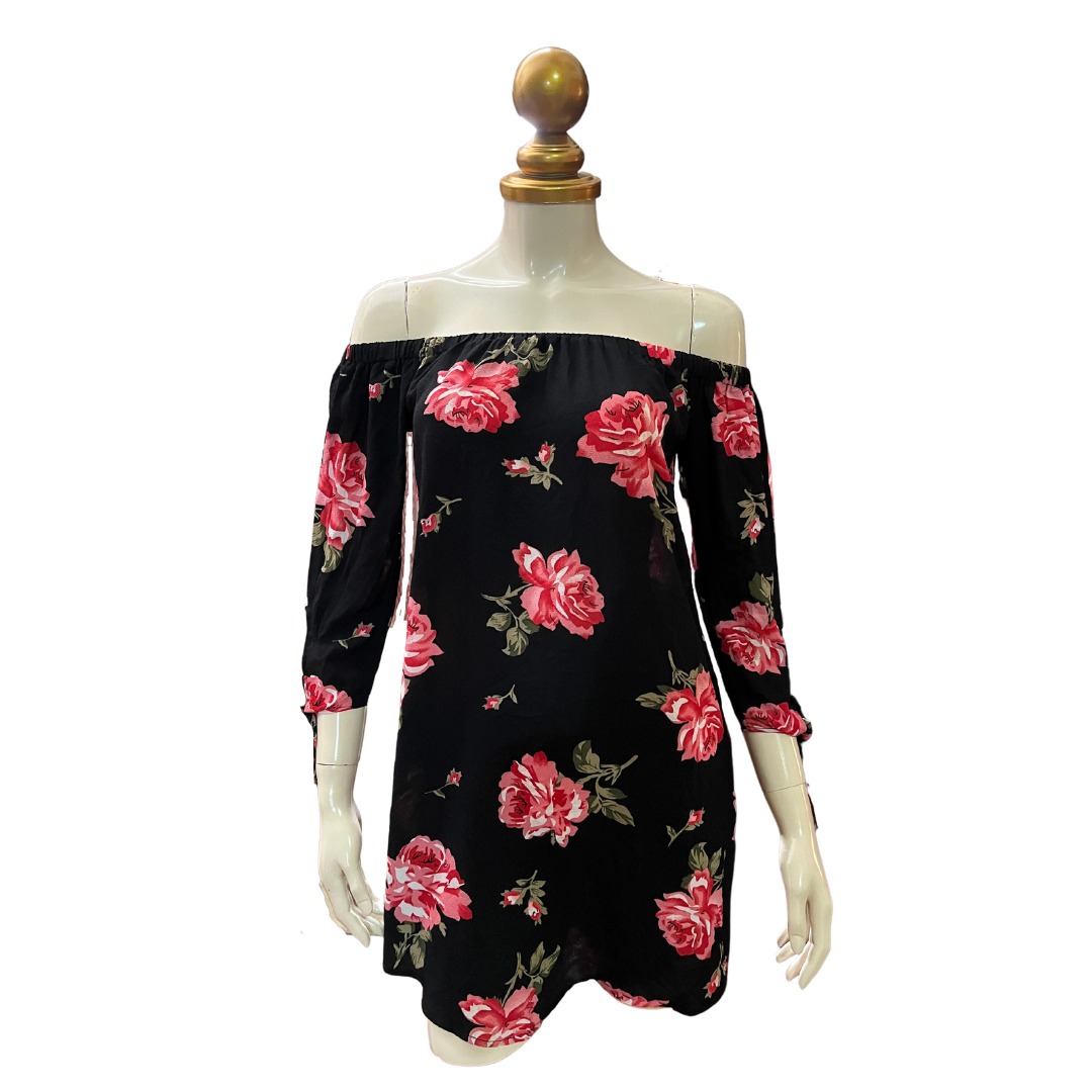 CAMEO ROSE Floral Dress in Black, Women's Fashion, Dresses & Sets
