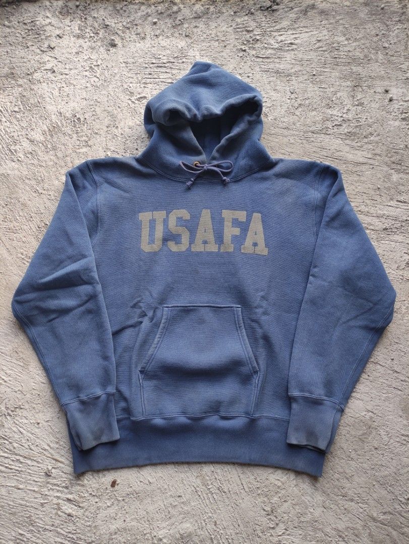 Champion sweater academy 600 sale
