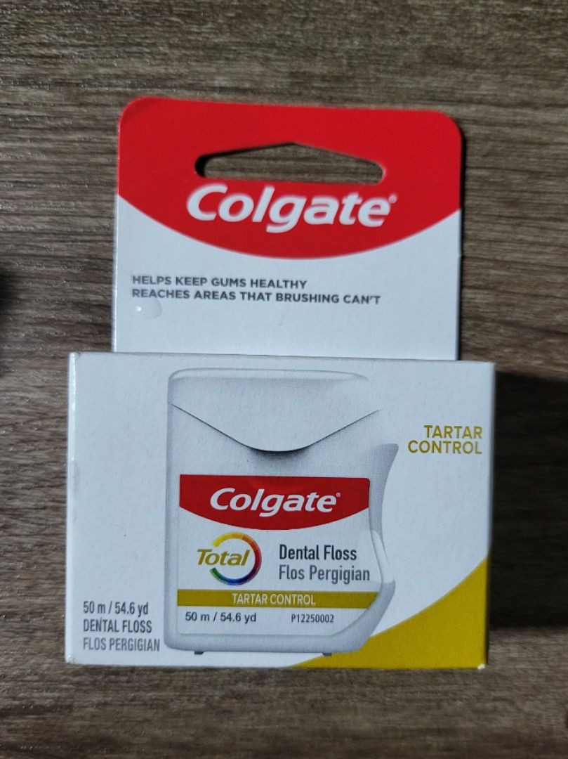 Colgate dental floss, Beauty & Personal Care, Oral Care on Carousell