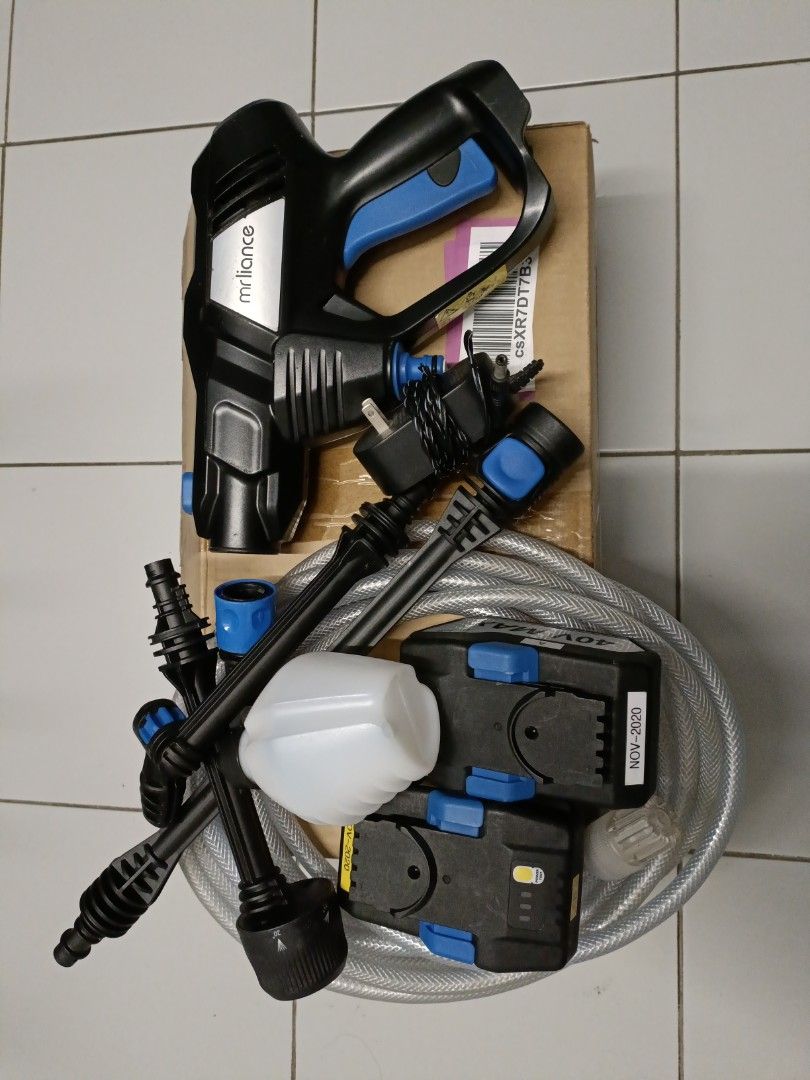 Cordless Car Pressure Washer, Car Accessories, Accessories on Carousell