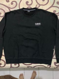 crewneck boxy fit the trillion korea size M , sweater warna masih pekat kondisi mulus no minus murah aja hoodie