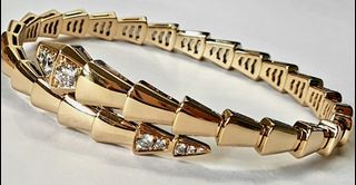 (Category: ) located in . Submitted by luxnjewels (Listing ID 1228426690, Image 1). Description: .