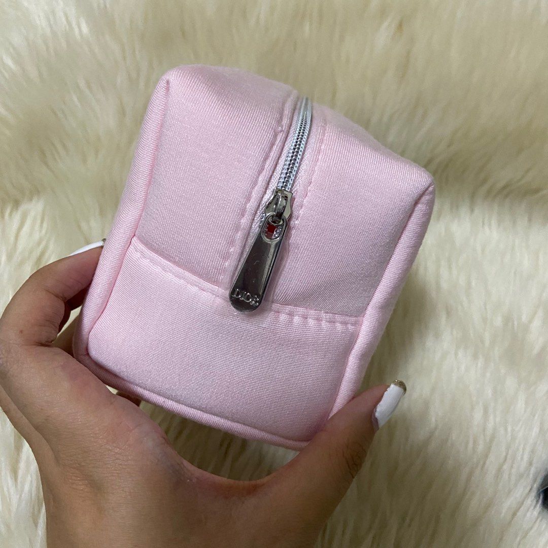 Pink dior hotsell makeup bag