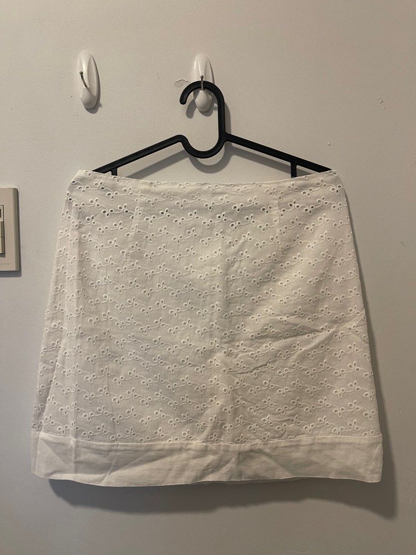 Eyelet mini skirt white, Women's Fashion, Bottoms, Skirts on Carousell