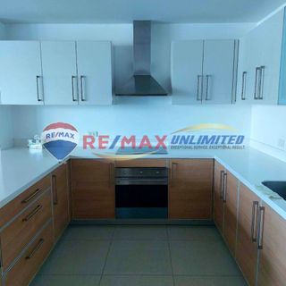 For Sale 1br Unit at Park Terraces at Makati