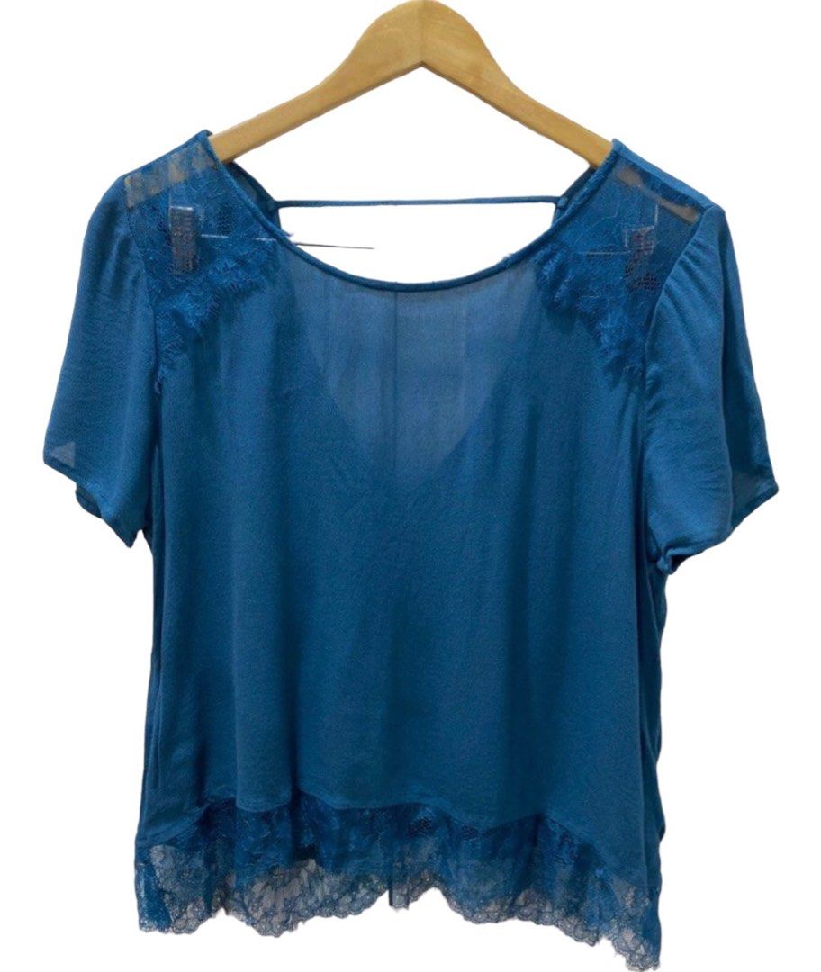 Forever 21 F21 Sheer Lace Blouse (Category: Blouses) located in Paranaque City. Submitted by kricasmnl (Listing ID 1210642009, Image 1). Description: used ONCE only..