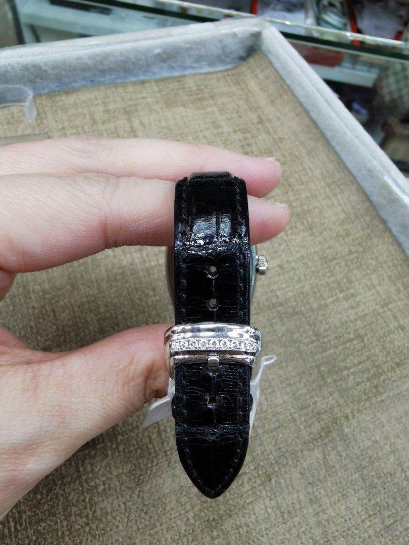 Rayalty clearance diamond watch