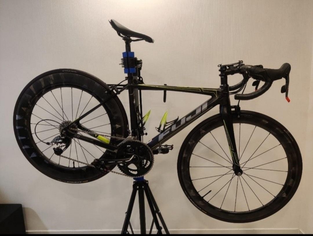 Sell Trade Fuji SL 1.1 5.8kg Road Bike SRAM Red 22