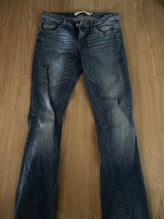 (Category: ) located in . Submitted by xarithh (Listing ID 1228436961, Image 1). Description: .