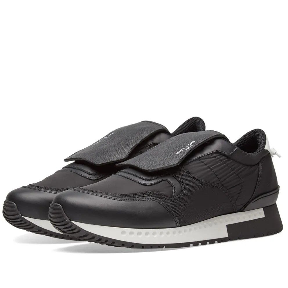 Givenchy best sale active runners