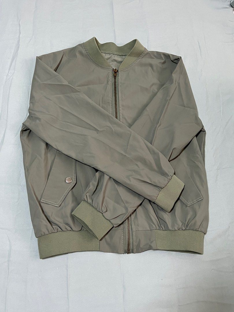 Green Bomber jacket, Women's Fashion, Coats, Jackets and Outerwear on