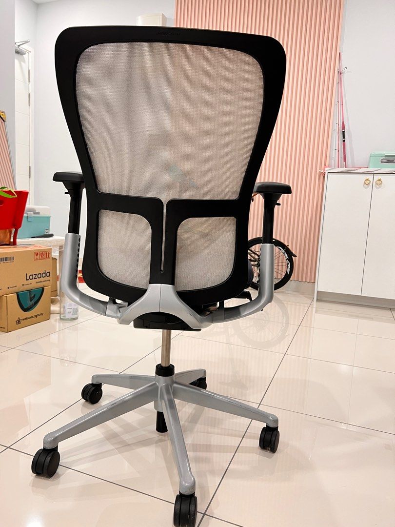 Haworth office chair, Furniture & Home Living, Furniture, Chairs on
