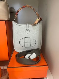 （分類：）位於 。 由 bulabulaa 提交（商品編號 1228471604，圖片 1）。簡介： 。
