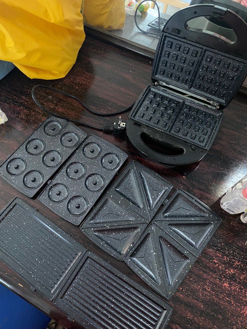 Idealife sandwich/donut/waffle/grill maker, Kitchen & Appliances di