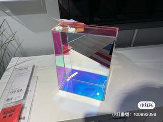 Ikea鐳射裝飾鏡