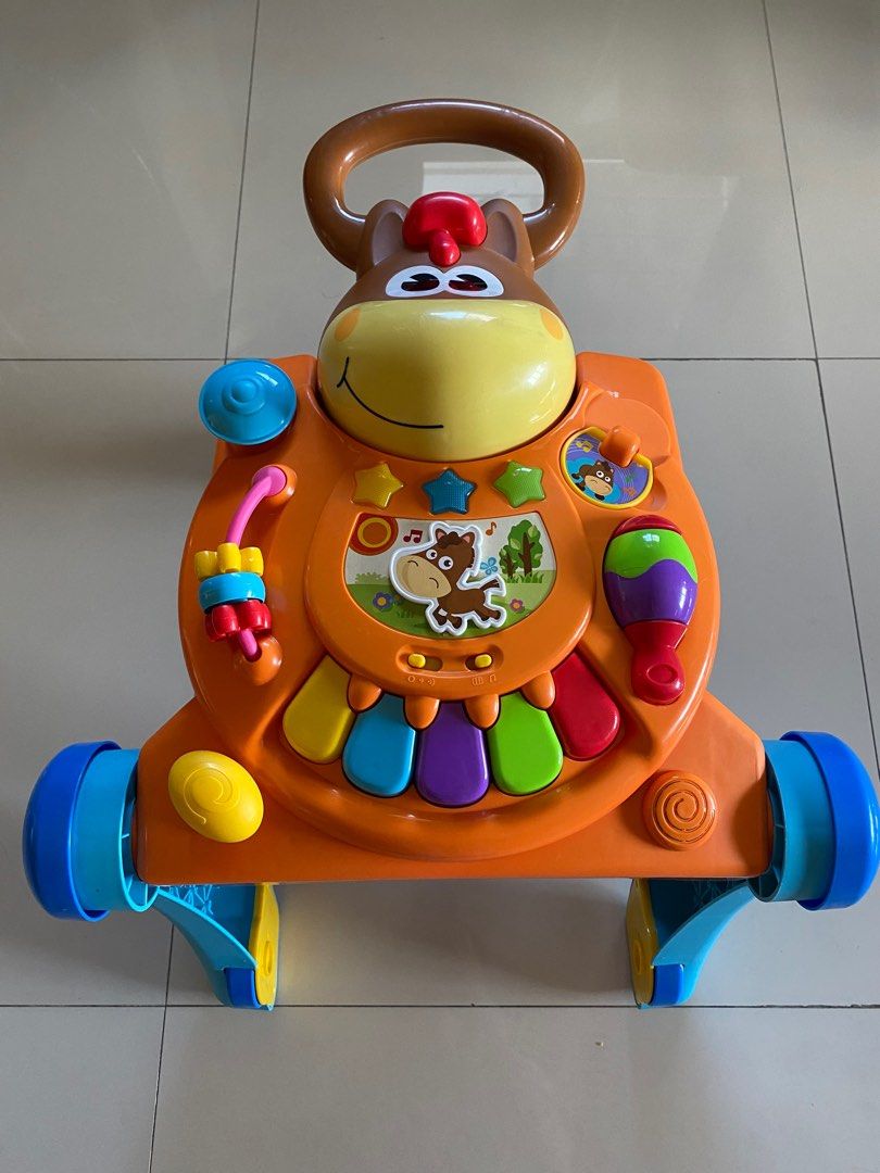 Infantino top baby walker
