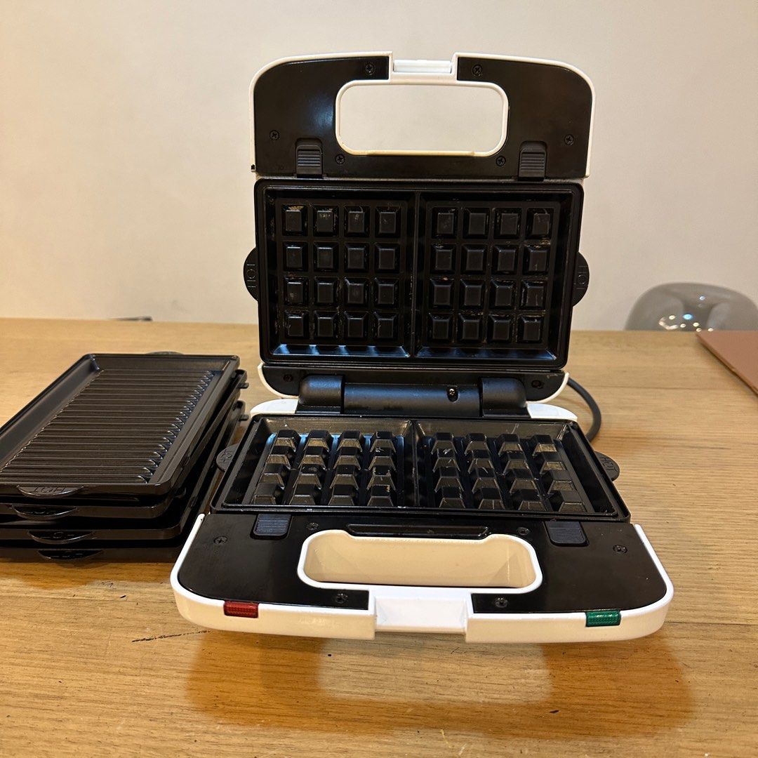 Kenwood waffle / sandwich maker, TV & Home Appliances, Kitchen Appliances, Ovens & Toasters on