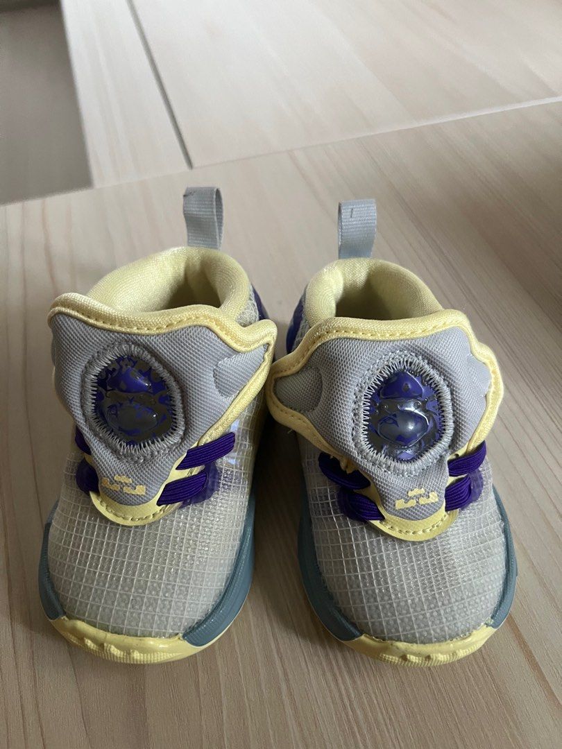 Lebron James bball shoes