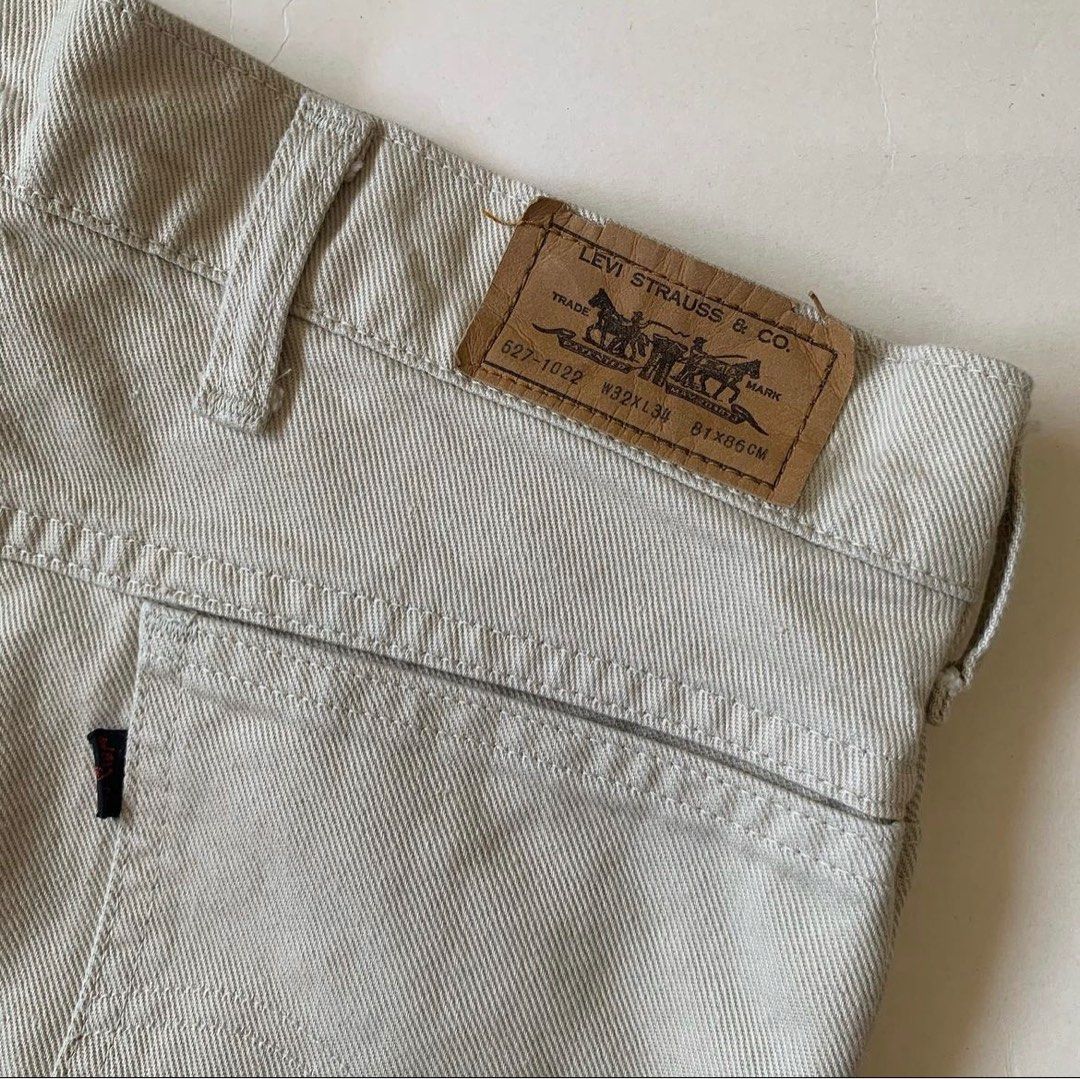 Levi's (off) Beige Pants size 30-32 womens, Women's Fashion, Bottoms, Other  Bottoms on Carousell